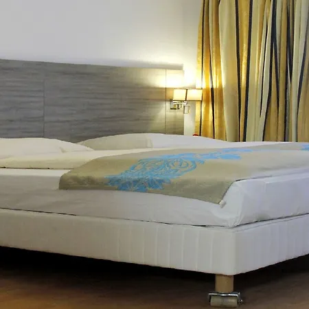 Hotell City 2*